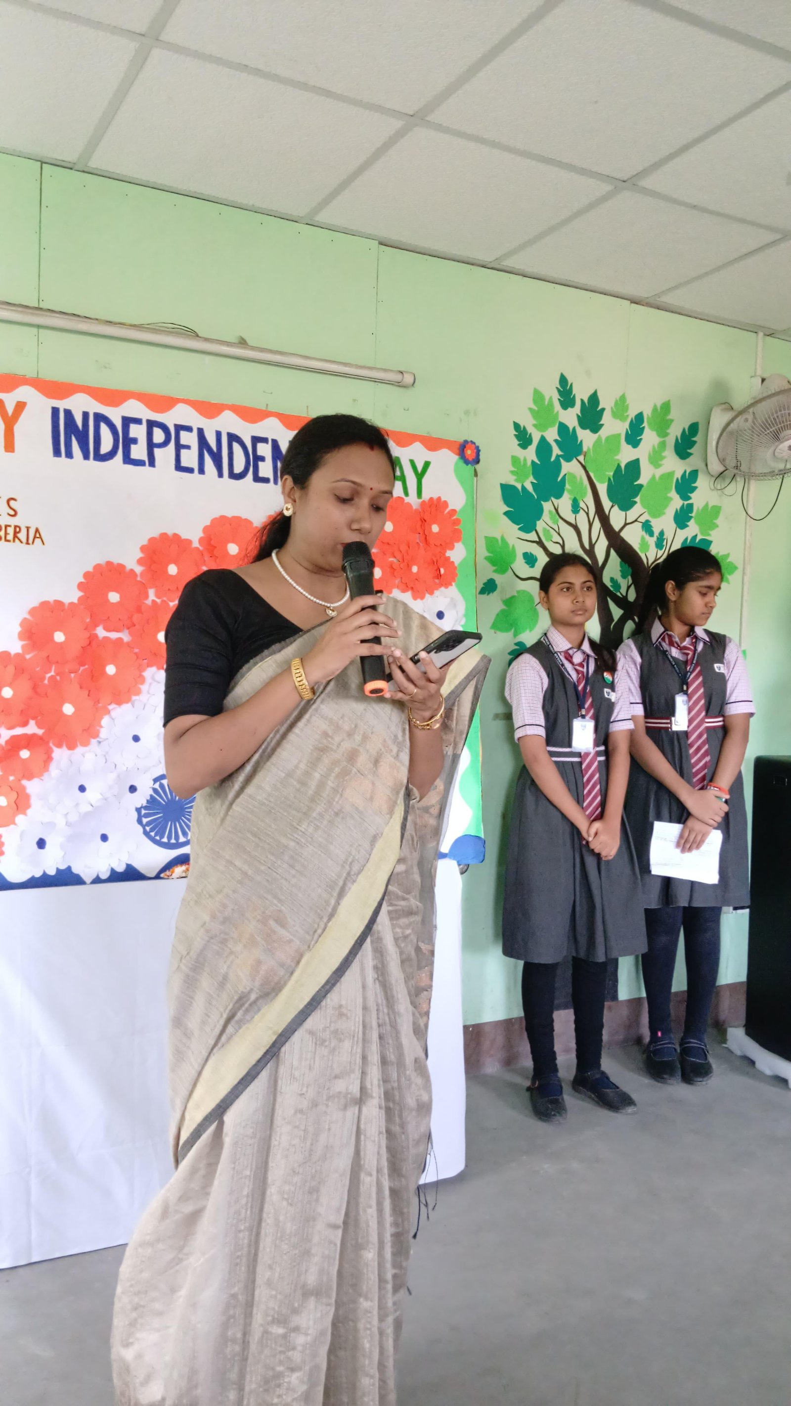Happy Independence Day – Dream India School Uluberia